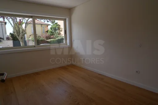 Apartamento T3 Remodelado em Boavista (Lordelo do Ouro), Porto