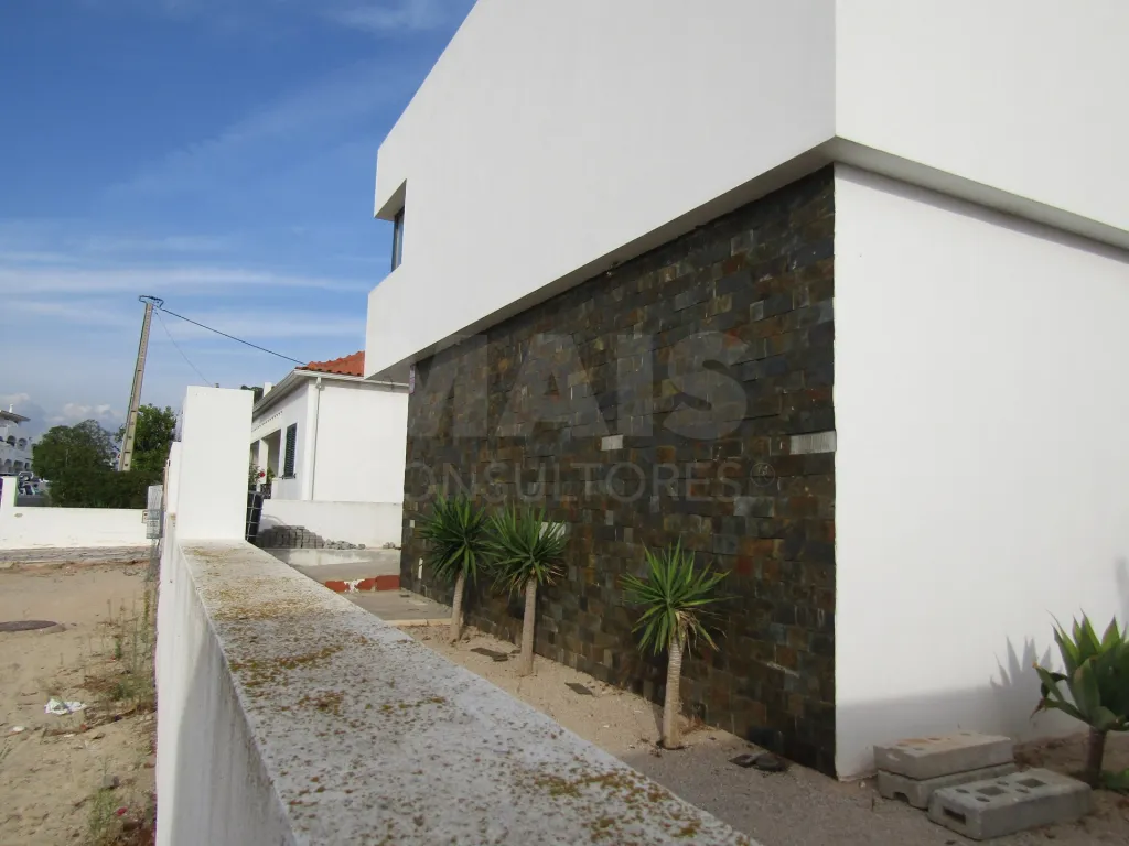 Moradia T3 em Pêra | Algarve
