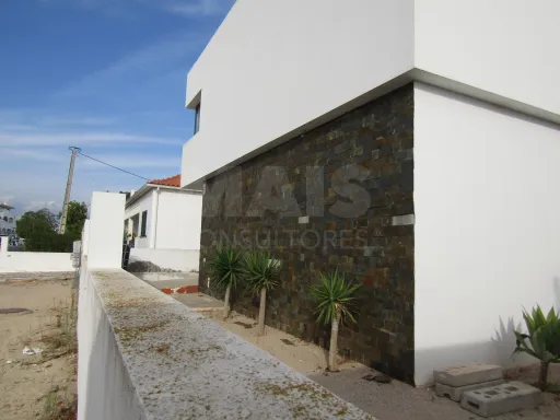 Moradia T3 em Pêra | Algarve