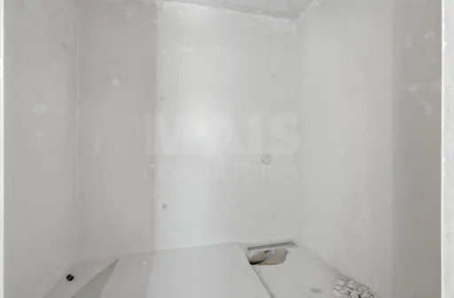 New 3-Bedroom Apartment, a 10-Minute Walk from Baleal Beach