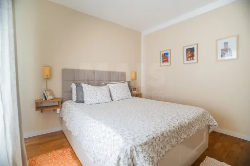 Fully Renovated 3-Bedroom Apartment in a Building with 2 Elevators