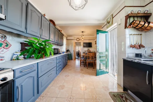 Villa with charm and privacy on a 1400m² plot