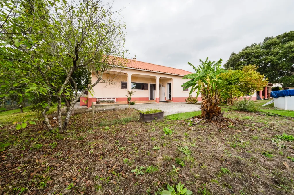 Moradia T3 com terreno