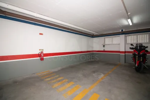 Apartamento T2 Moderno com Garagem | A-da-Beja, Amadora