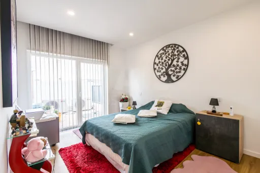 Moradia T3 térrea de Arquitectura Contemporânea