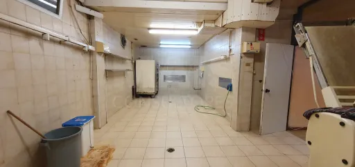 Um espaço. Diferentes caminhos. | 123 M² NO CENTRO DA BENEDITA