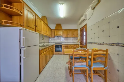 Moradia T4 Bi Familiar no Couço