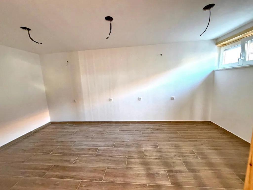 Apartamento T1 novo em Peniche