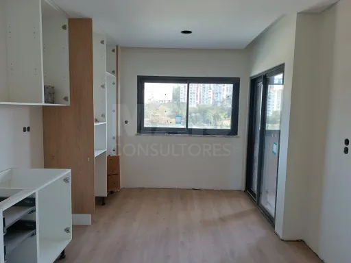 Apartamento T3 com varanda - Rinchoa - Rio de Mouro