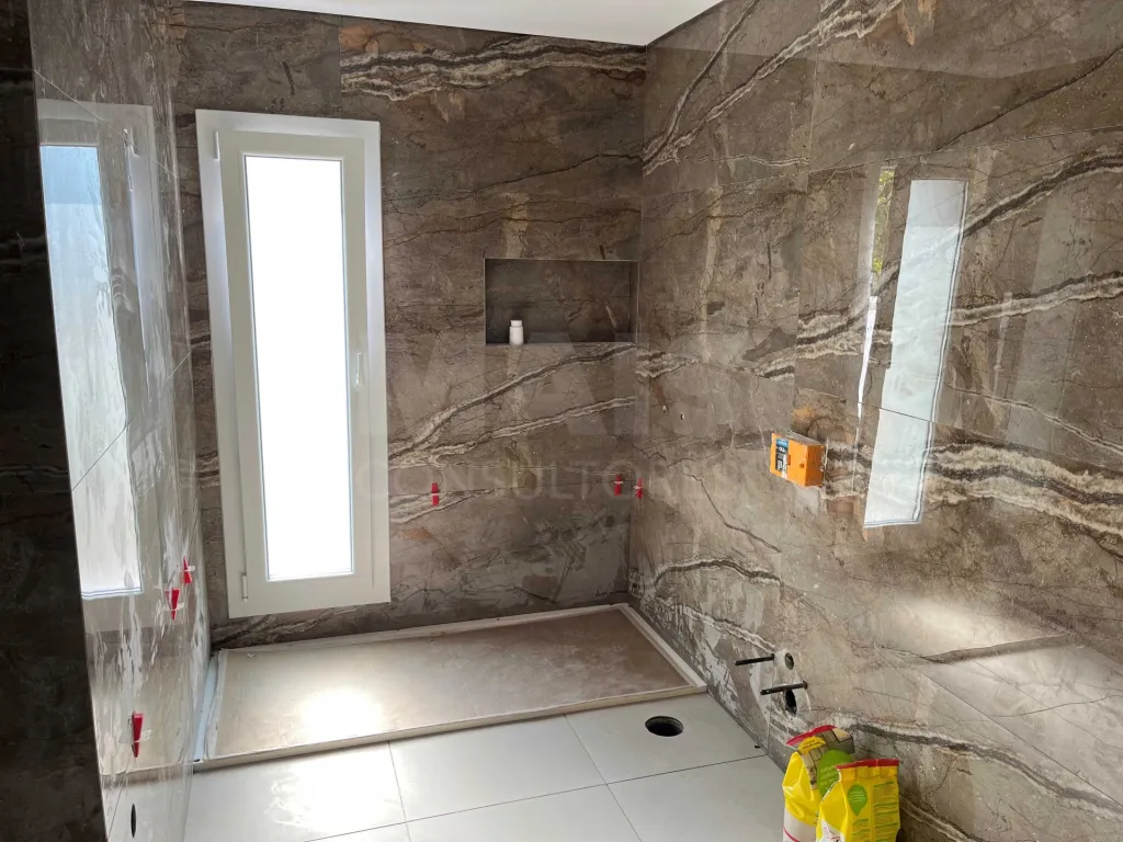 Exclusiva Moradia Térrea T3+1 com Piscina | Arquitetura Contemporânea | Excelentes Áreas