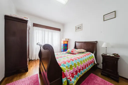 Moradia Isolada T7 no Bombarral | Espaço, Tranquilidade e Proximidade do Centro 🏡