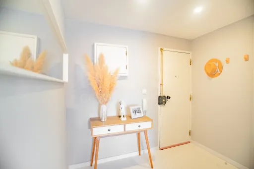 Fully Renovated 3-Bedroom Apartment in a Building with 2 Elevators