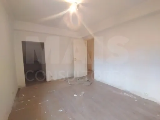 Moradia em Albarraque – A Oportunidade de Criar a Casa dos Seus Sonhos!