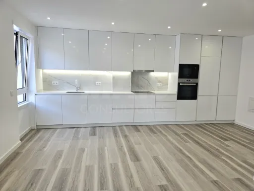Modern T2+1 in the Heart of Nazaré - Space, Comfort and the Beach just a few minutes away