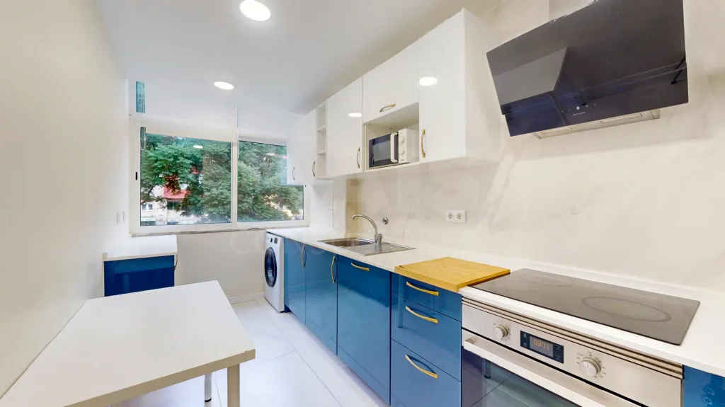 T2 Remodelado | Cozinha Equipada | Flamenga – Sto. António dos Cavaleiros