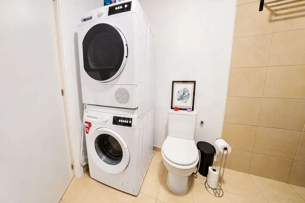 Moradia T2 com anexo T1, piscina e terreno de 1.000 m², em Torres Vedras