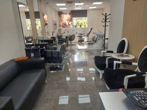 Clínica de Estética e Cabeleireiro 200m2 no centro de Lisboa