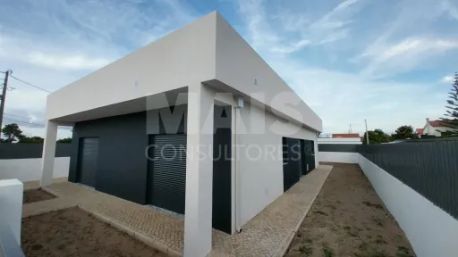Detached 4-bedroom house with annex in Quinta do Anjo, Palmela