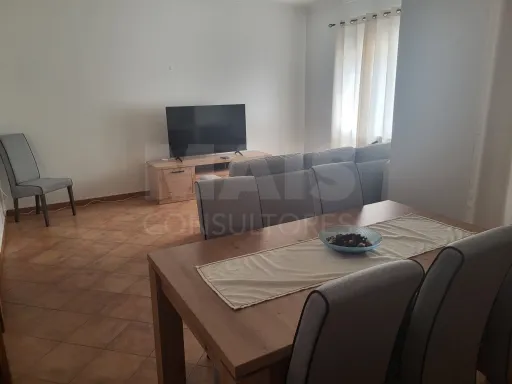 Apartamento T2 em Santiago do Cacém