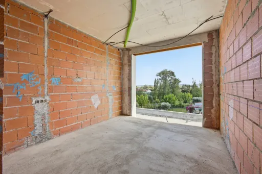 Moradia T4 com piscina em lote de 759m2 em Amoreira Óbidos