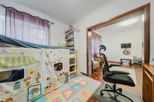 Apartamento com Varanda em Peniche