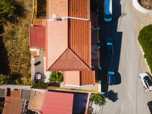 🏡 3-Bedroom House—Furnished and Fully Equipped | Jacuzzi | Garage | Backyard