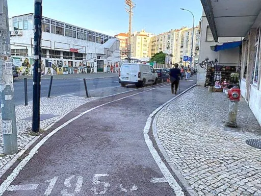 Apartamento T3 (originalmente T4) com 115 m² na Venteira – Amadora