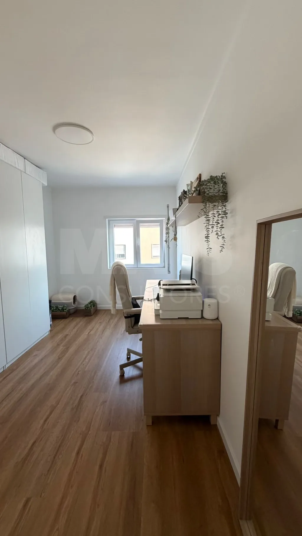 Apartamento T2 Remodelado no Centro do Cadaval