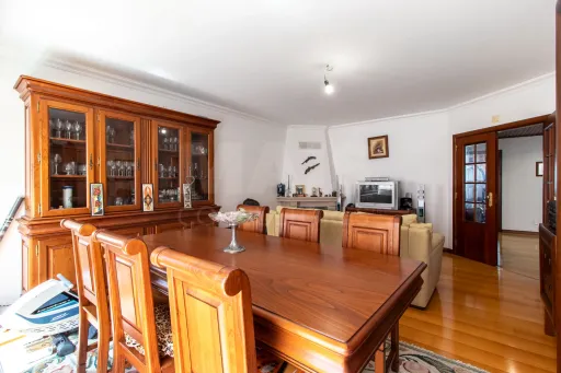 Apartamento T2 | Avenida de Fitares  - Rinchoa – Rio de Mouro - Sintra