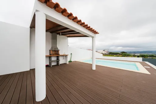 Moradia Geminada T3, Totalmente Remodelada