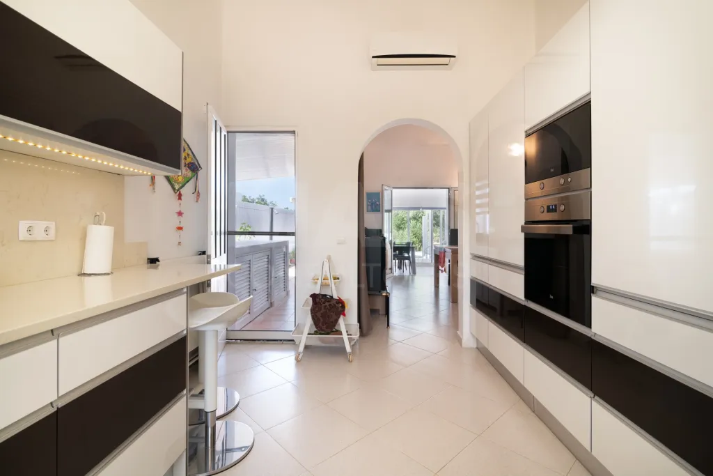 Moradia V3 em Albufeira com piscina