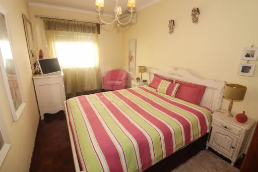 Apartamento T3 em Alhandra