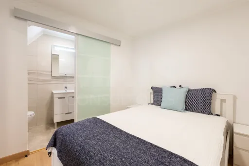 Fully Refurbished 1 Bedroom São Lázaro