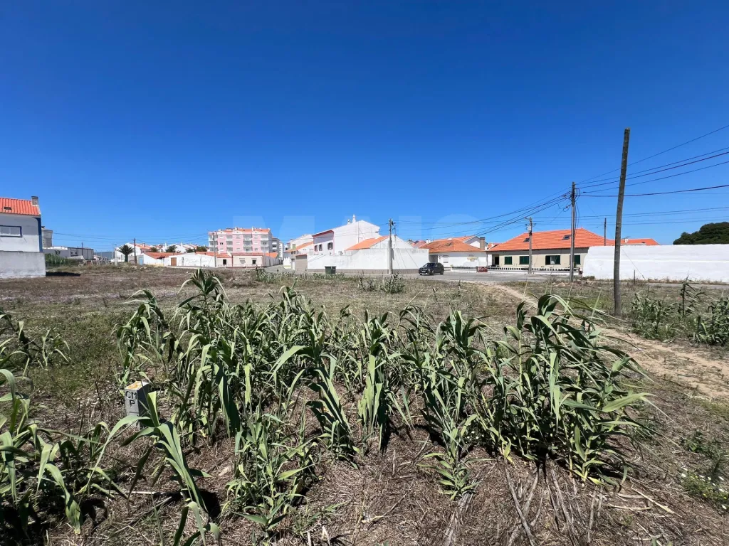 Lote para construção em Peniche
