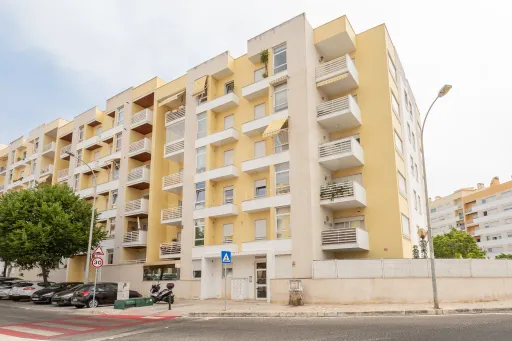 Ap. T2 - Jardins da Parede - 5min da praia - Estacionamento