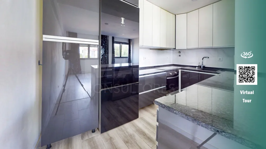 2-bedr. apartment with suite, very central in Odivelas