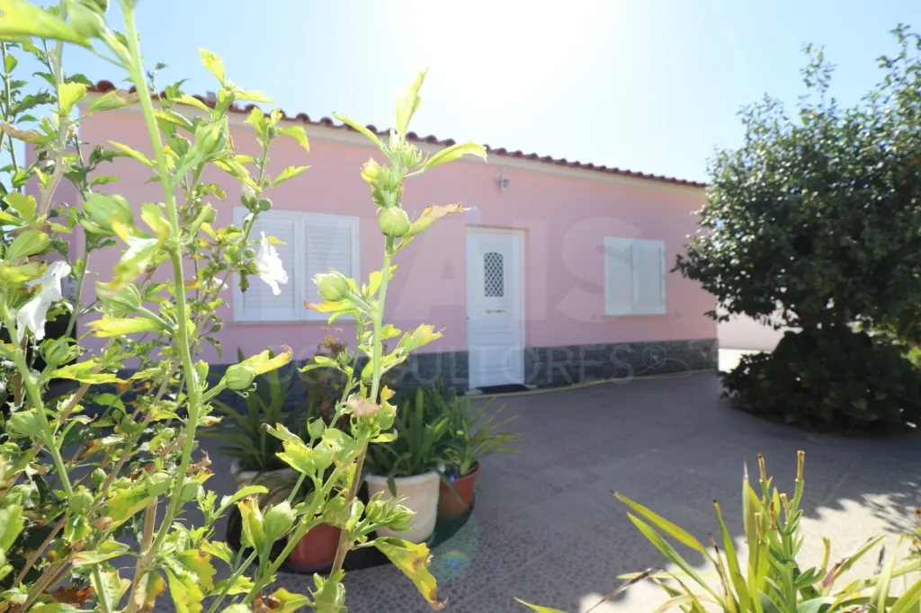 House in excellent condition in Marinhais.