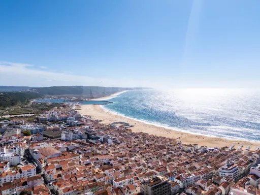 Apartamento T2 com 2 lugares de garagem