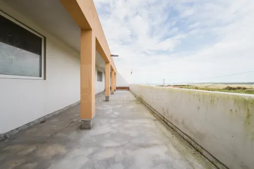 Unidade com Licença Industrial + Projeto Prévio para Hospedagem | 5.390 m² | Ferrel