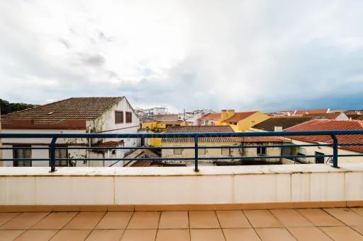 Apartamento T3 Duplex | Piscina | Bombarral Centro