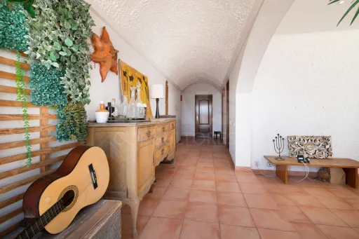 Apartamento T4 com terraço