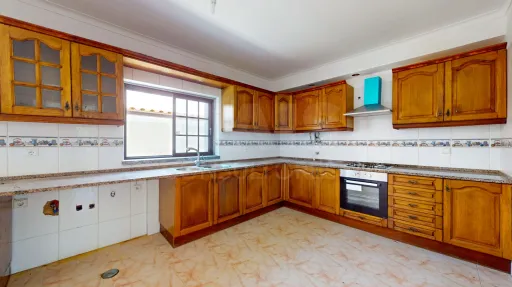 Moradia Isolada T3 com Jardim Privativo na Aroeira – Viva entre o Pinhal e o Mar