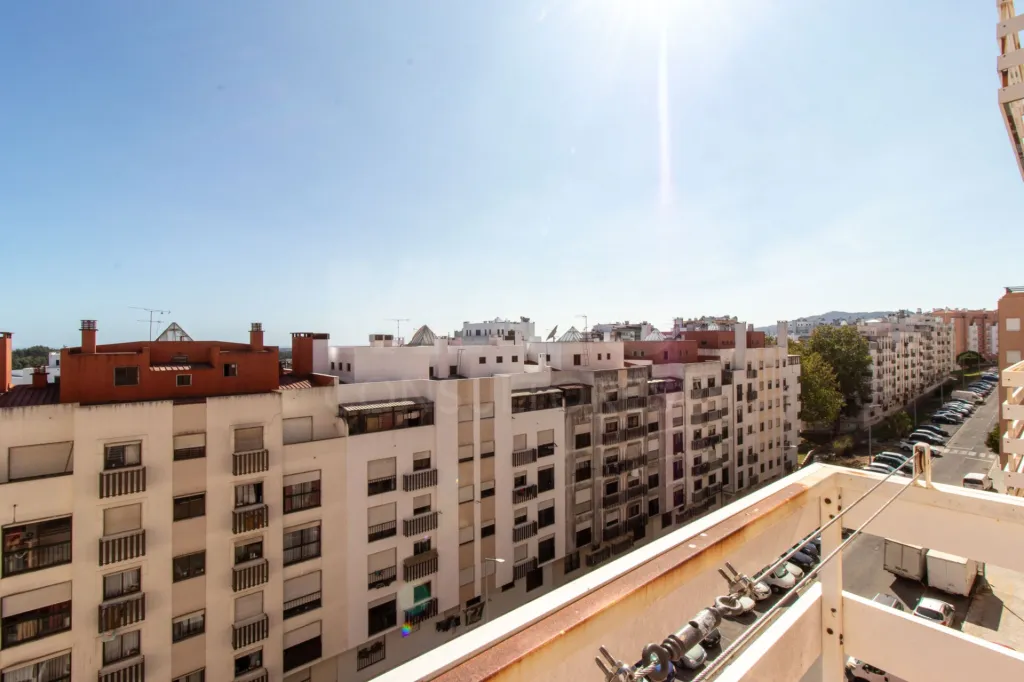 Apartamento T2 Av. de Fitares - Rinchoa - Rio de Mouro -Sintra