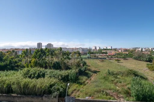 3-Bedroom Apartment in Quinta das Marianas