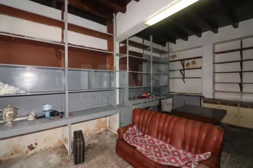 Moradia T3 com Potencial Comercial e Habitacional – Reabilitação em Pocariça / Alenquer