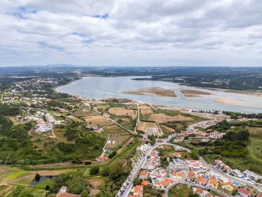 Urban land in Foz do Arelho