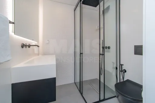 Renovated 4-Bedroom Apartment | 210 m² | Parking and Storage