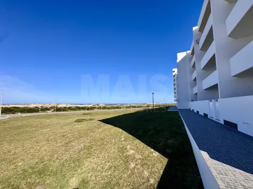 T2 na Primeira Linha do Mar do Baleal