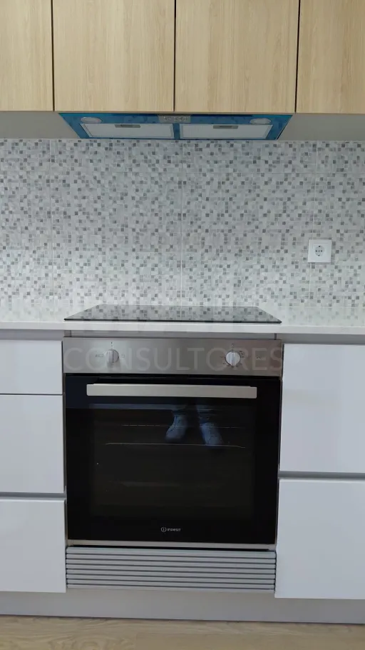 Apartamento T2 Renovado em Peniche – Oportunidade de Investimento!