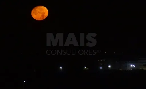 T3 em Ferrel | Vista aberta, exposição nascente/sul/poente, terraço e garagem